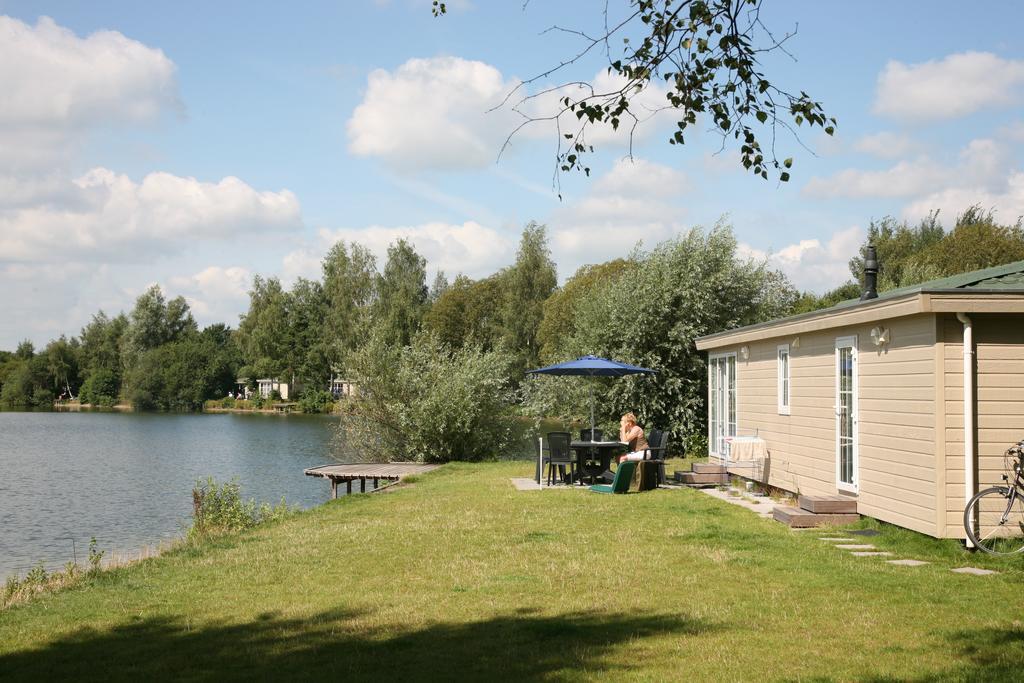 Roompot Recreatiepark De Tolplas Vriezenveen Luaran gambar