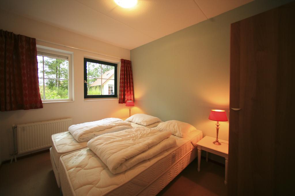 Roompot Recreatiepark De Tolplas Vriezenveen Bilik gambar